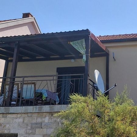 Apartmani Ana Karlobag Εξωτερικό φωτογραφία